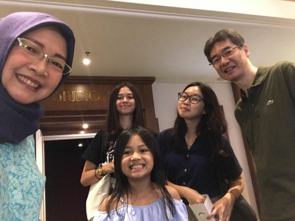 Detail Foto Keluarga Yuki Kato Nomer 3