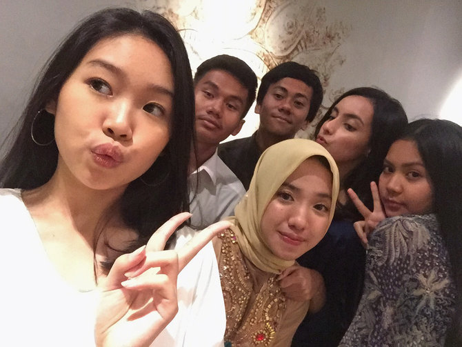 Detail Foto Keluarga Yuki Kato Nomer 52