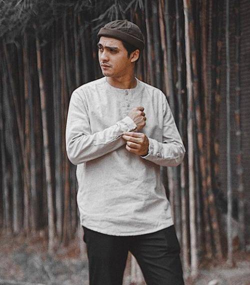 Detail Foto Keren Ricky Harun Nomer 41