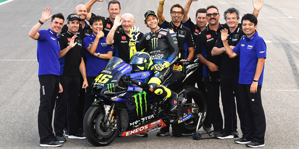 Detail Foto Keren Valentino Rossi Nomer 31