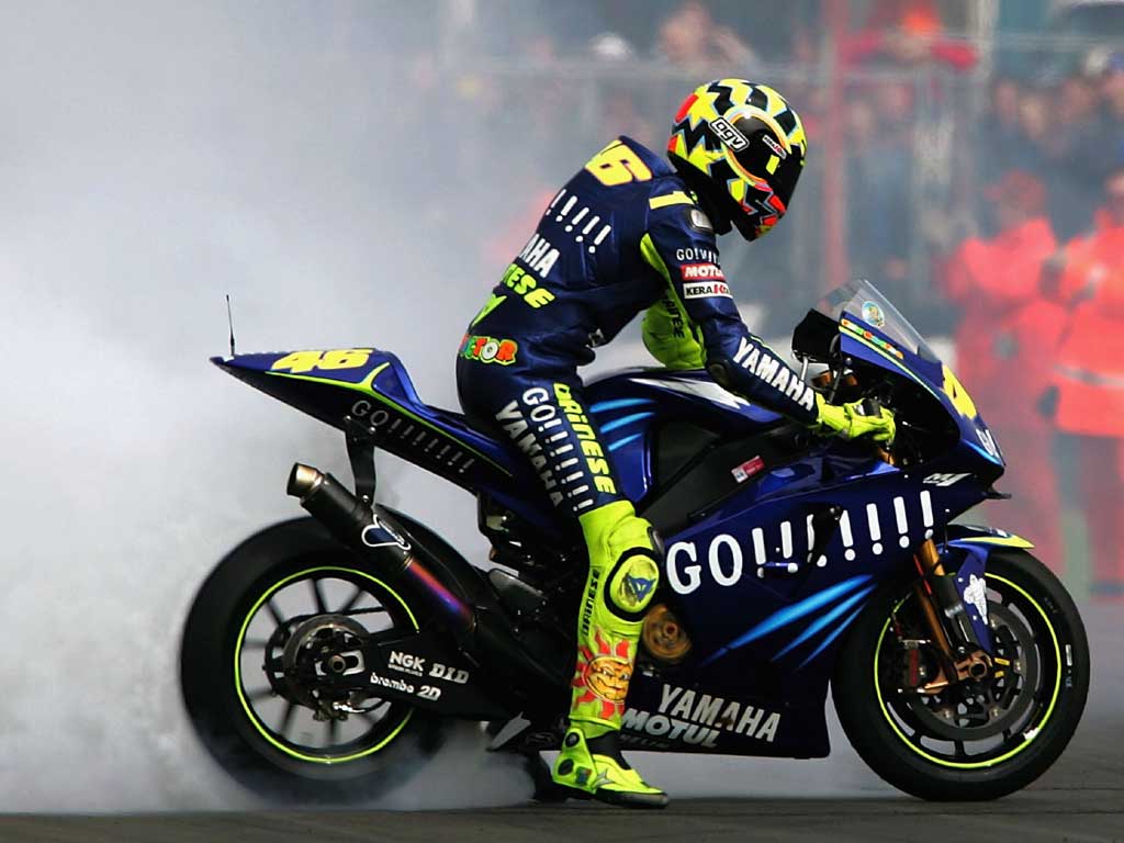 Detail Foto Keren Valentino Rossi Nomer 48