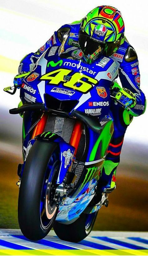 Detail Foto Keren Valentino Rossi Nomer 8