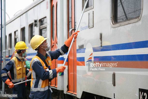 Detail Foto Kereta Api Indonesia Nomer 43