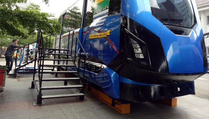 Detail Foto Kereta Keren Nomer 41