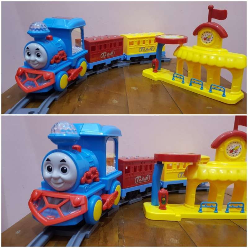 Detail Foto Kereta Thomas Nomer 22