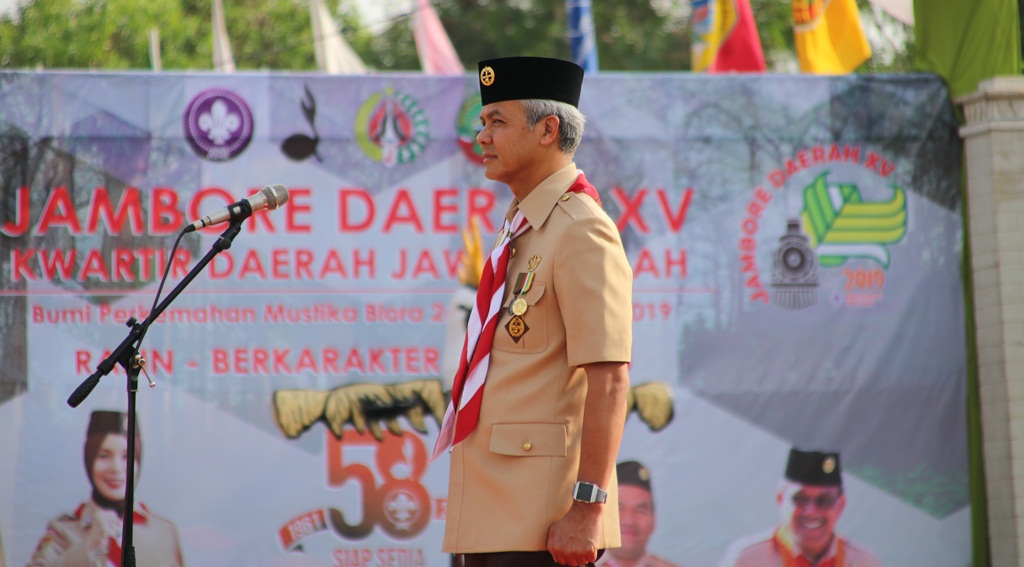 Detail Foto Ketua Kwarda Jateng Nomer 24