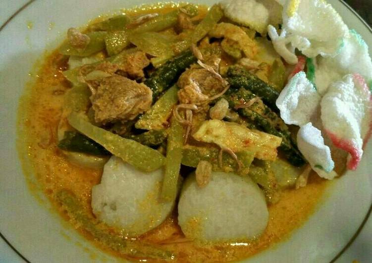 Detail Foto Ketupat Sayur Nomer 27