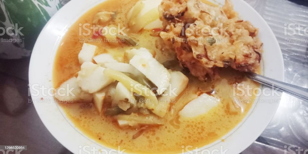 Detail Foto Ketupat Sayur Nomer 42