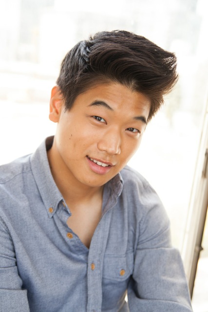 Detail Foto Ki Hong Lee Nomer 49