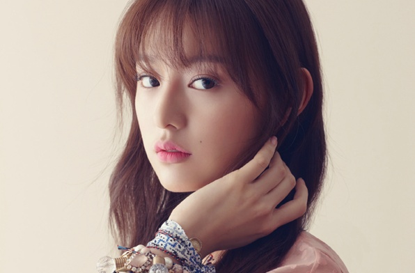 Detail Foto Kim Ji Won Nomer 45