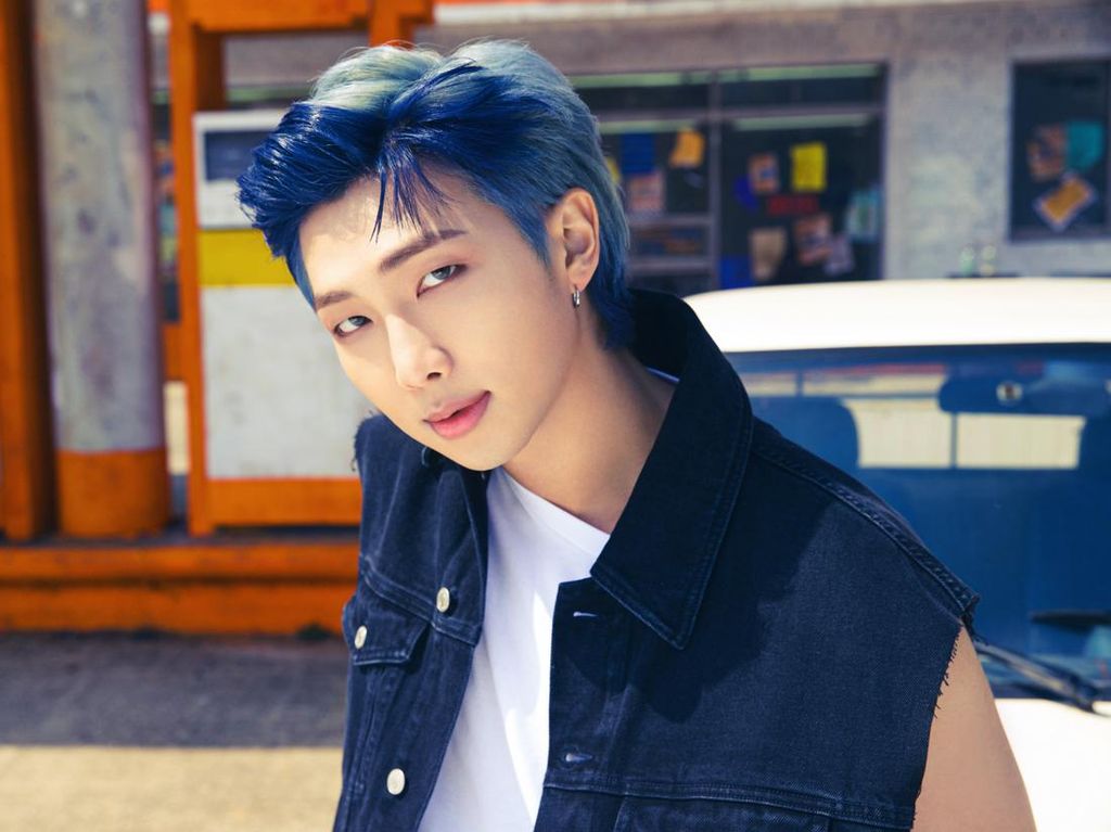 Detail Foto Kim Namjoon Terbaru Nomer 25