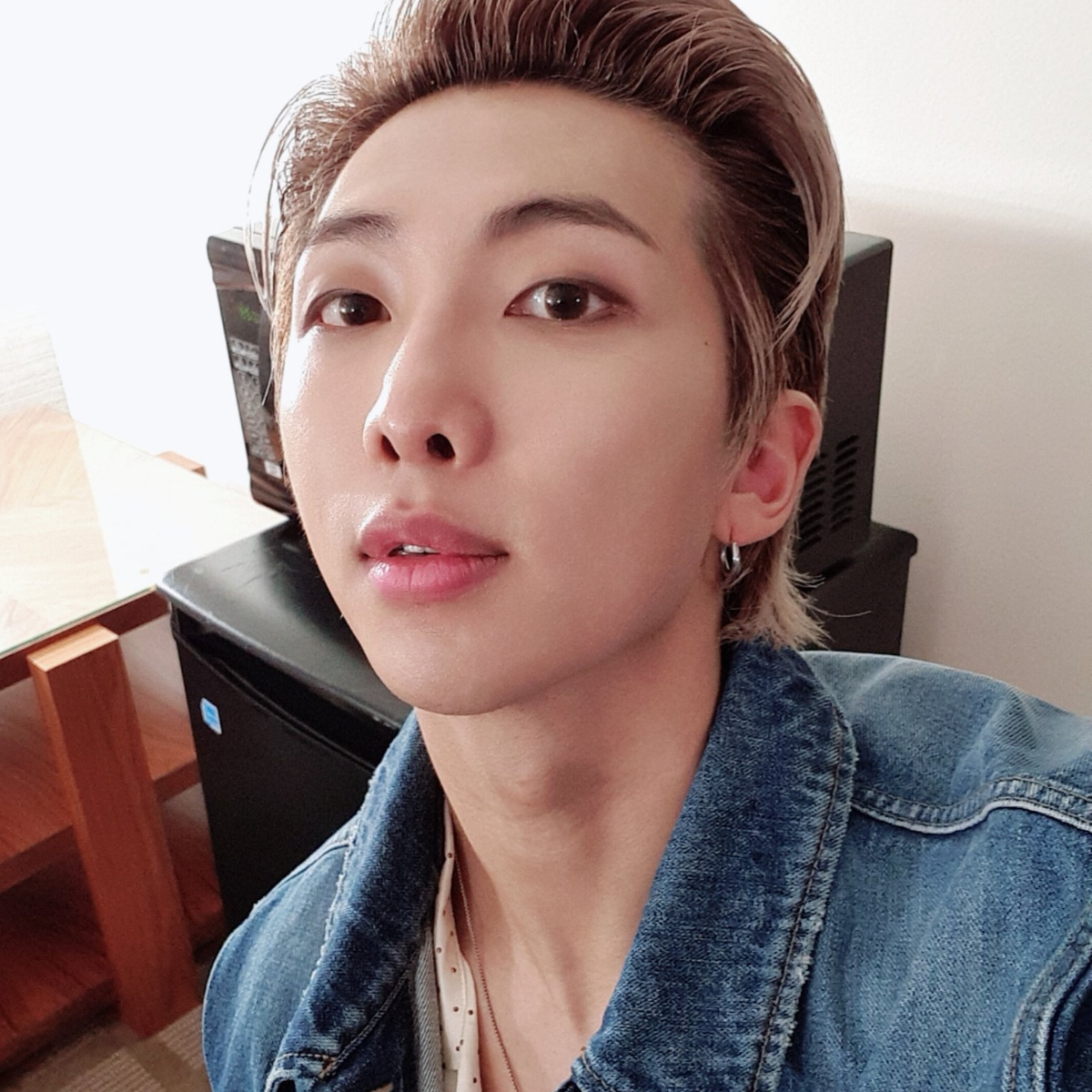 Detail Foto Kim Namjoon Terbaru Nomer 42