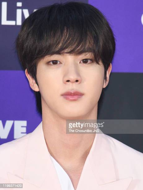 Detail Foto Kim Seokjin Nomer 46