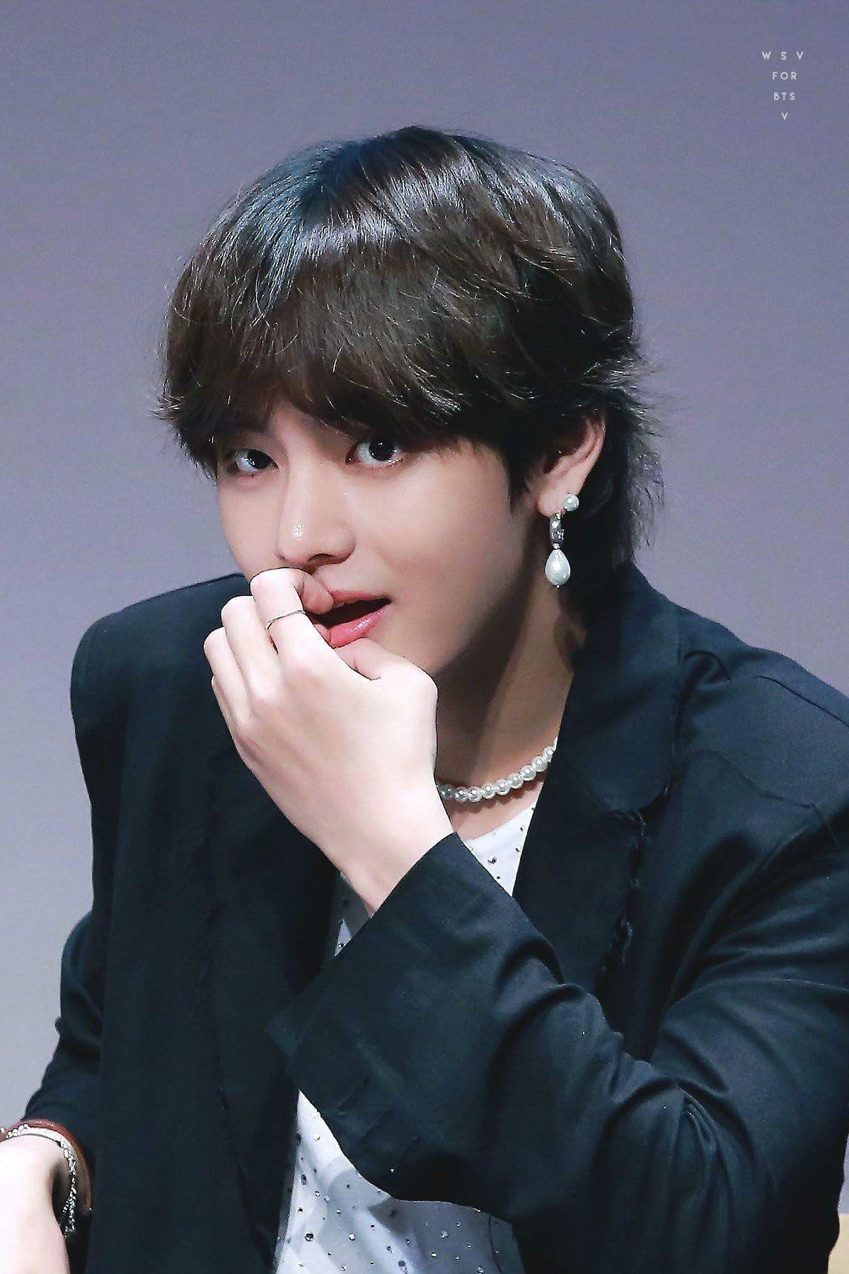 Detail Foto Kim Taehyung 2018 Nomer 13