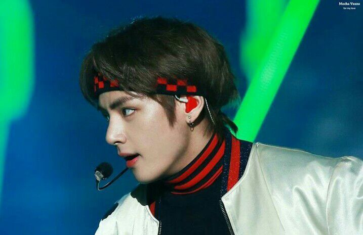 Detail Foto Kim Taehyung 2018 Nomer 35