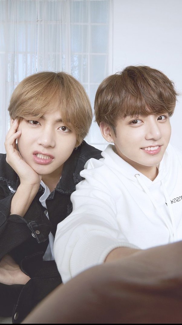 Detail Foto Kim Taehyung Dan Jungkook Nomer 42