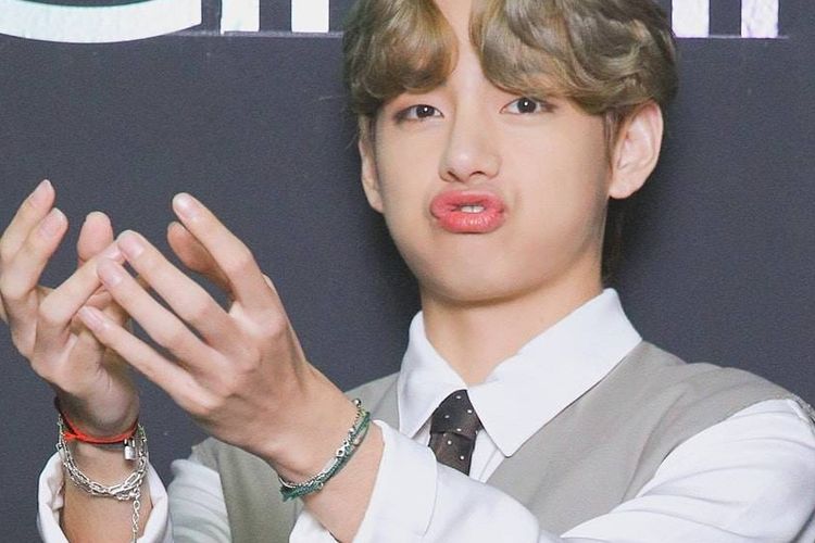 Detail Foto Kim Taehyung Lucu Nomer 39