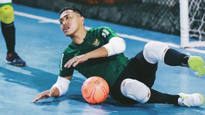 Detail Foto Kiper Futsal Nomer 28