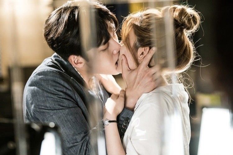 Detail Foto Kiss Drama Korea Nomer 23