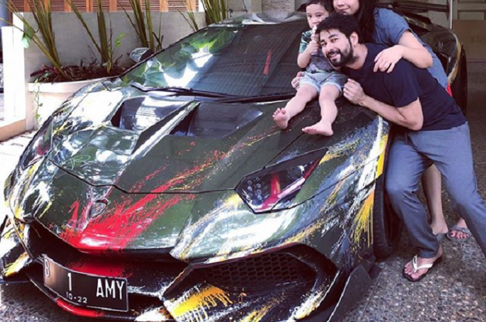 Detail Foto Koleksi Mobil Raffi Ahmad Nomer 28