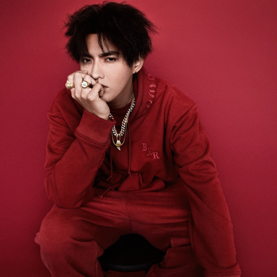 Detail Foto Kris Wu Nomer 20