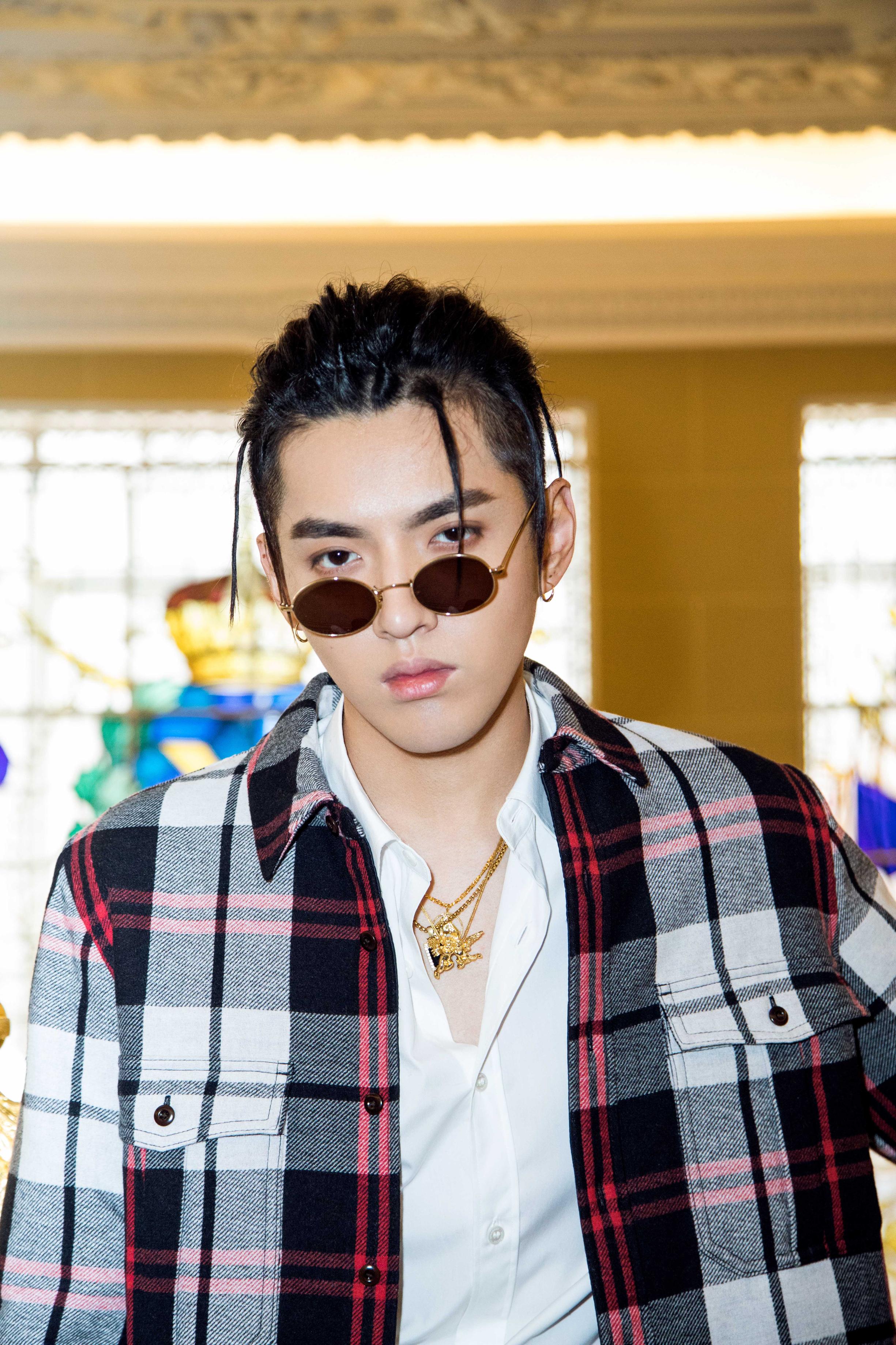 Detail Foto Kris Wu Nomer 23