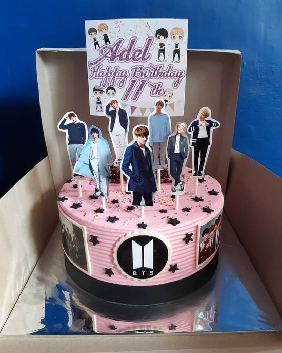 Detail Foto Kue Bts Nomer 10