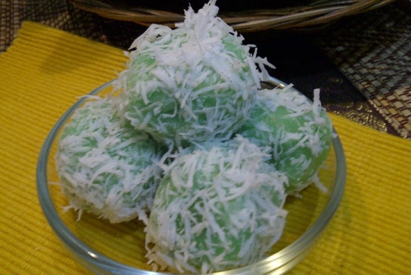 Detail Foto Kue Klepon Nomer 16