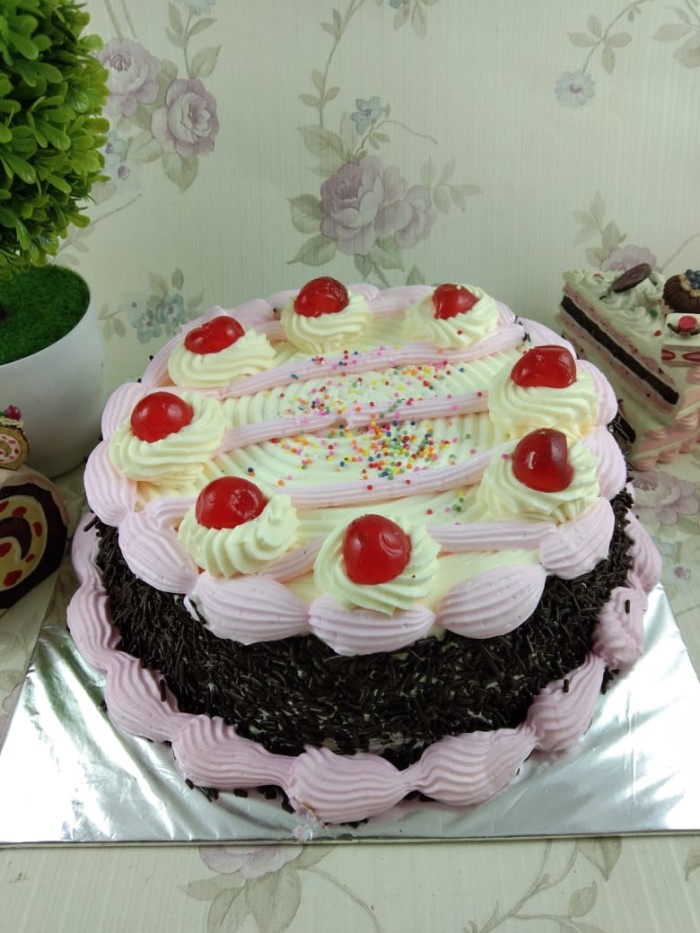 Detail Foto Kue Tart Nomer 15