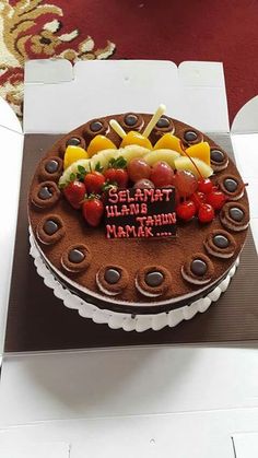 Detail Foto Kue Tart Ulang Tahun Nomer 52