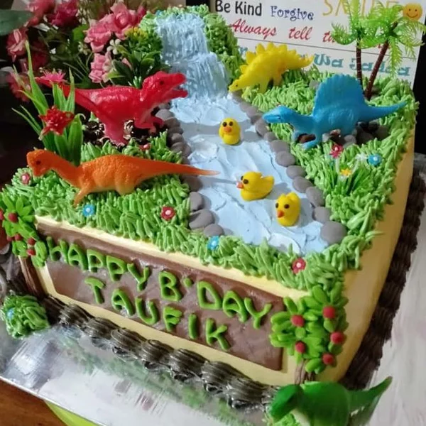 Detail Foto Kue Ulang Tahun Anak Laki2 Nomer 42