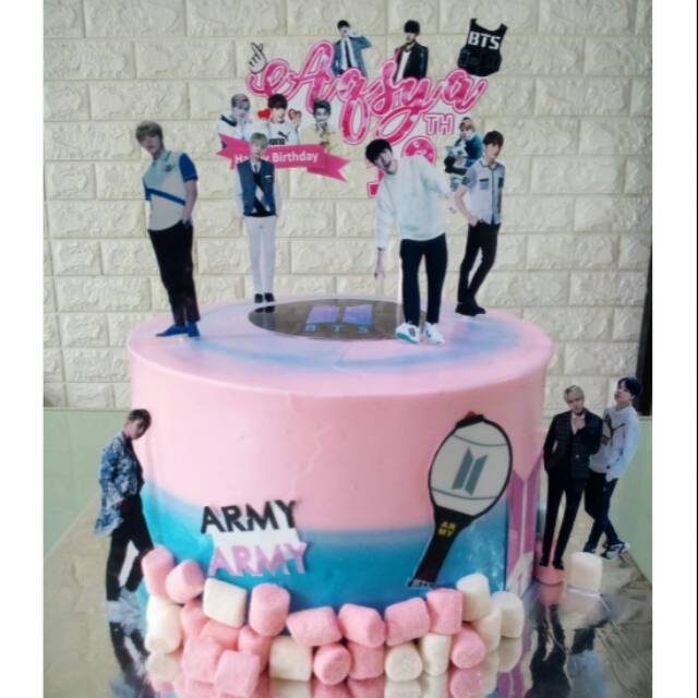 Detail Foto Kue Ulang Tahun Bts Nomer 4