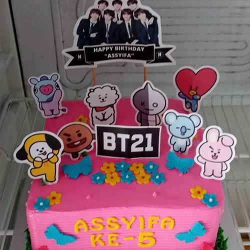 Detail Foto Kue Ulang Tahun Bts Nomer 47