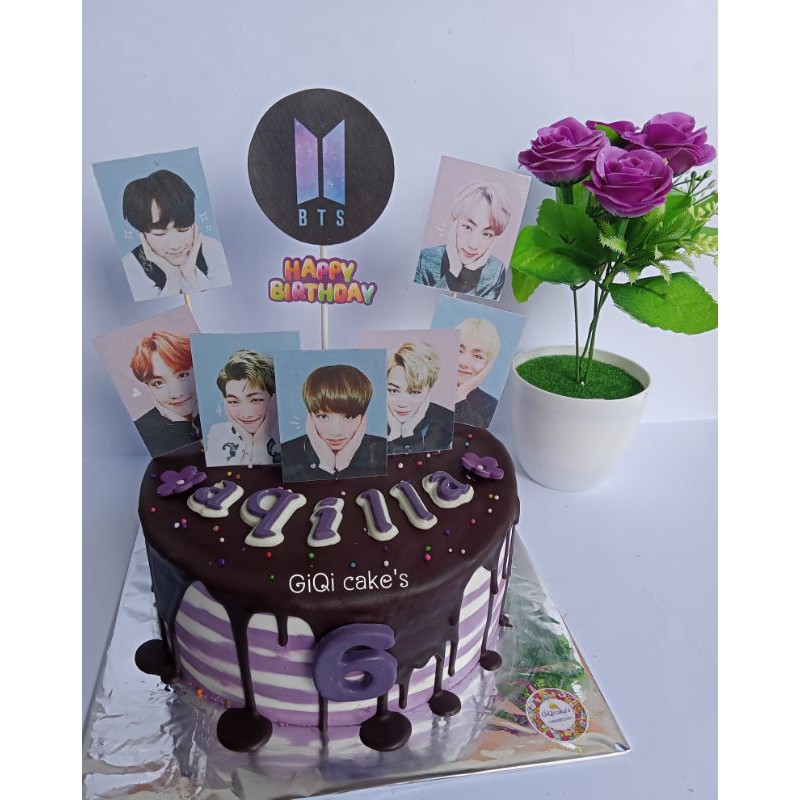 Detail Foto Kue Ulang Tahun Bts Nomer 51