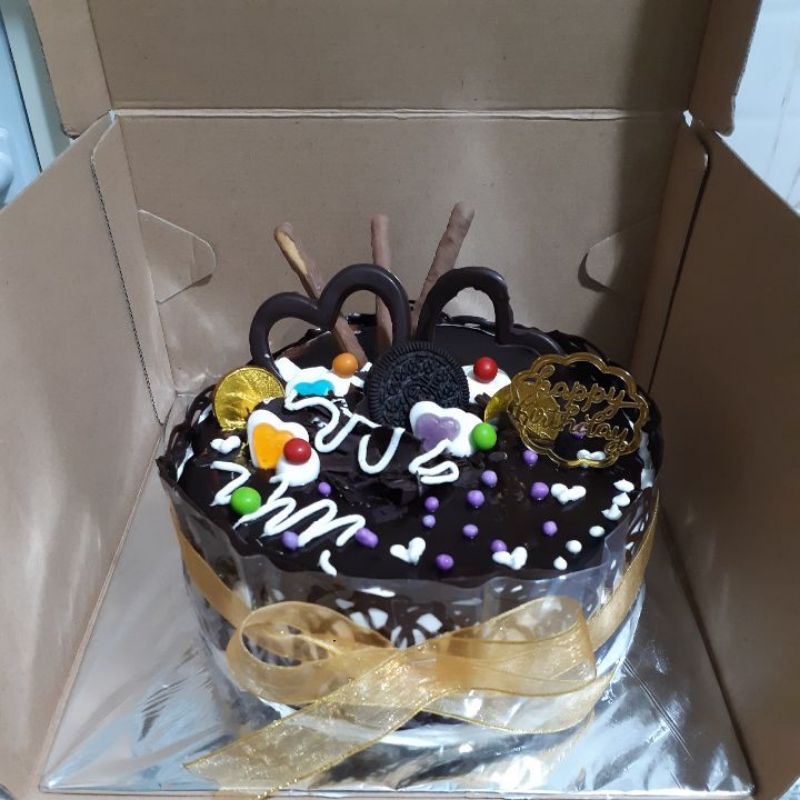 Detail Foto Kue Ulang Tahun Coklat Nomer 48