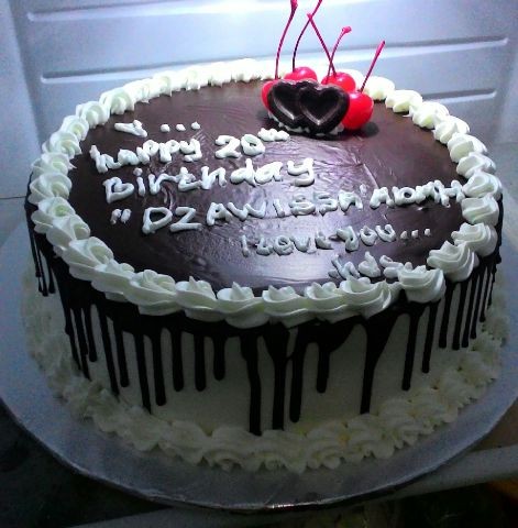 Detail Foto Kue Ulang Tahun Dewasa Nomer 3