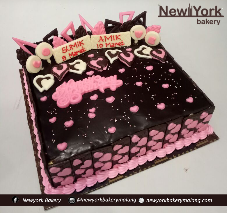 Detail Foto Kue Ulang Tahun Lucu Nomer 30