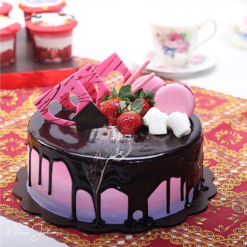 Detail Foto Kue Ulang Tahun Unik Nomer 13