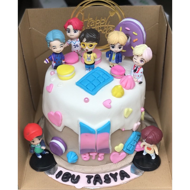 Detail Foto Kue Ultah Bts Nomer 14