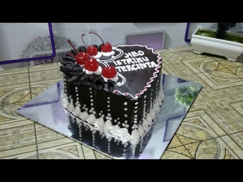 Detail Foto Kue Ultah Coklat Nomer 23