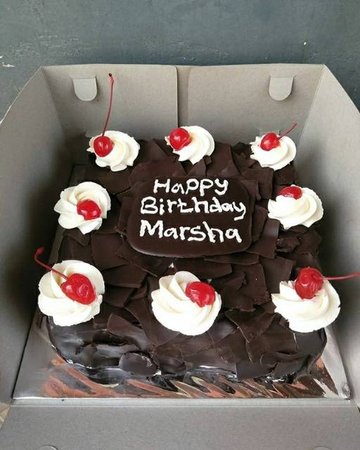 Detail Foto Kue Ultah Coklat Nomer 25