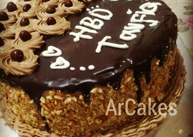 Detail Foto Kue Ultah Coklat Nomer 33