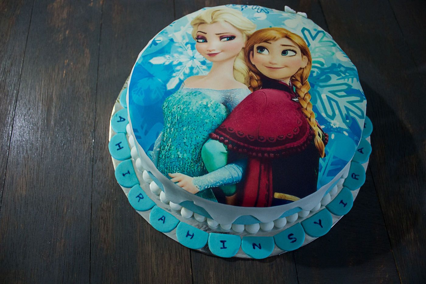 Detail Foto Kue Ultah Frozen Nomer 7