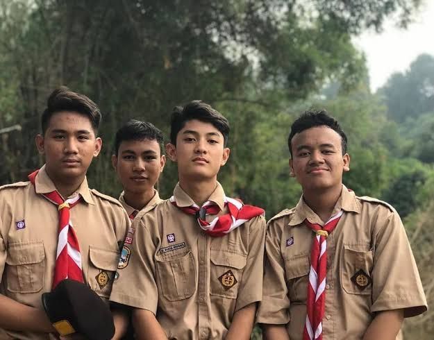 Detail Foto Laki Laki Sma Nomer 10