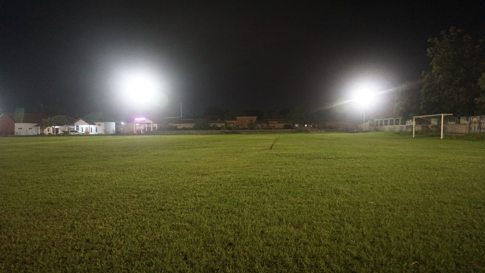 Detail Foto Lapangan Bola Nomer 28