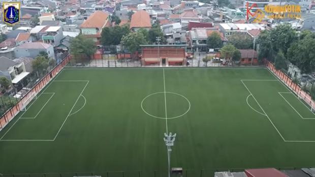 Detail Foto Lapangan Sepak Bola Nomer 32