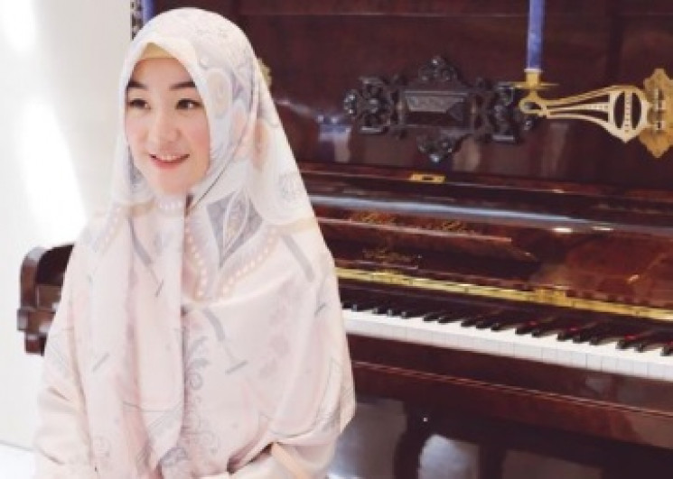 Detail Foto Larissa Chou Sebelum Berhijab Nomer 48