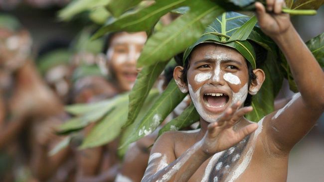 Detail Foto Laskar Pelangi Nomer 44