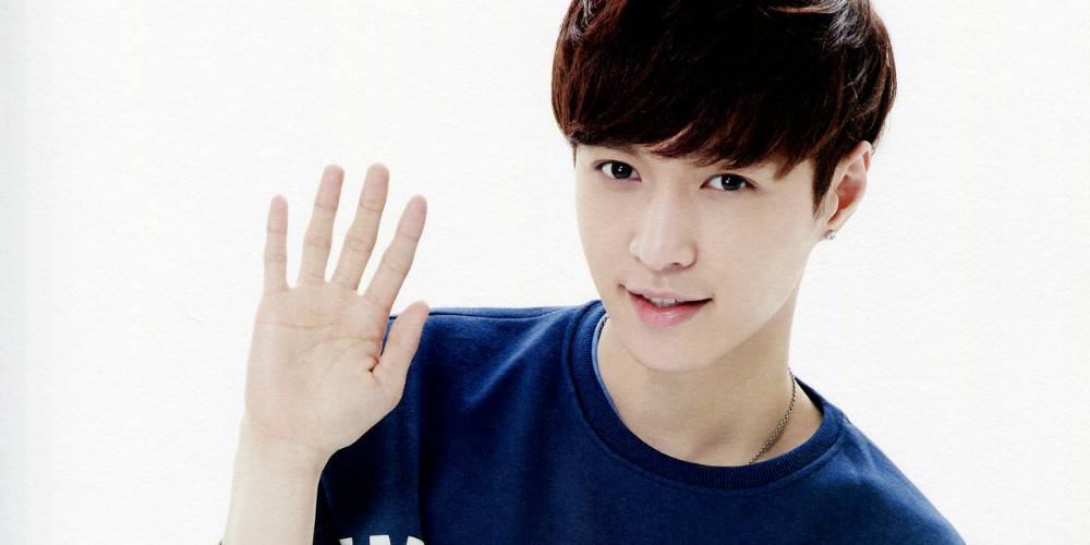 Detail Foto Lay Exo Nomer 47