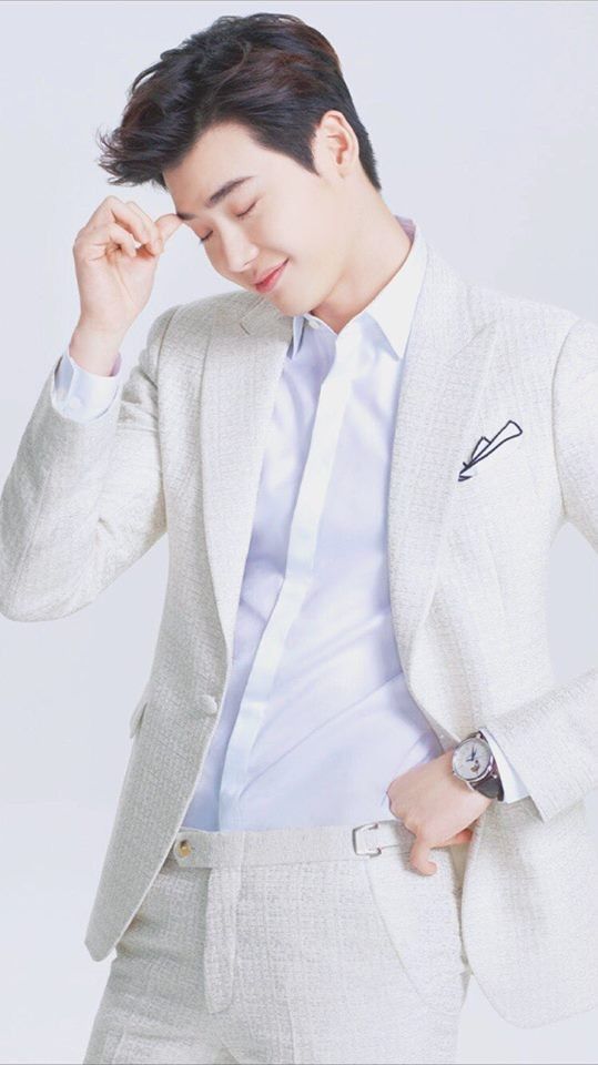 Detail Foto Lee Jong Suk Nomer 27